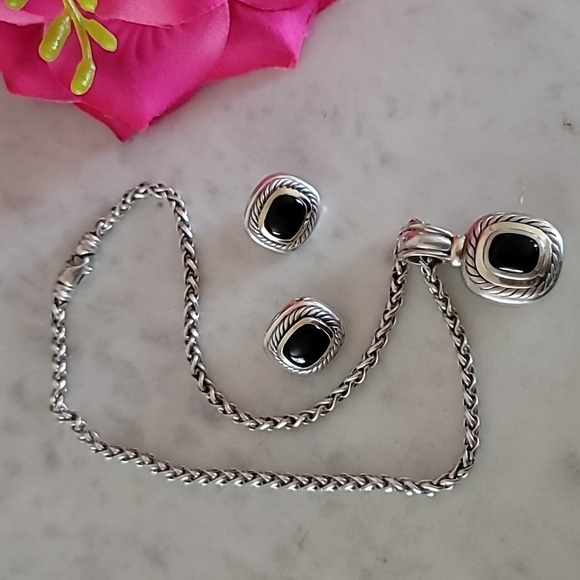 David Yurman Authentic large Albion enhancer necklace and earrings set.